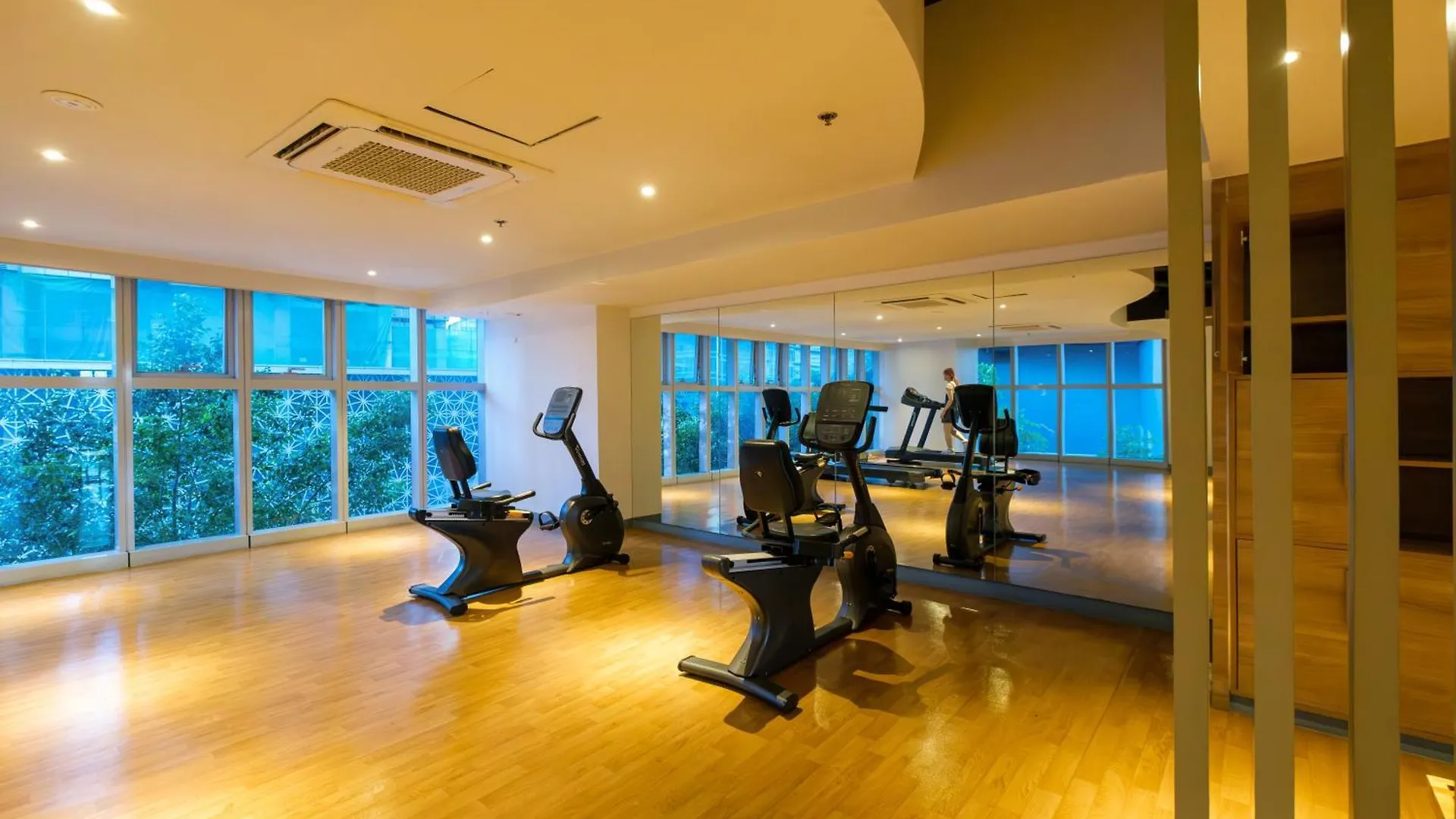 Apartment Bgc 2Br Uptown Parksuites With Balcony And Bathtub Manila Philippines