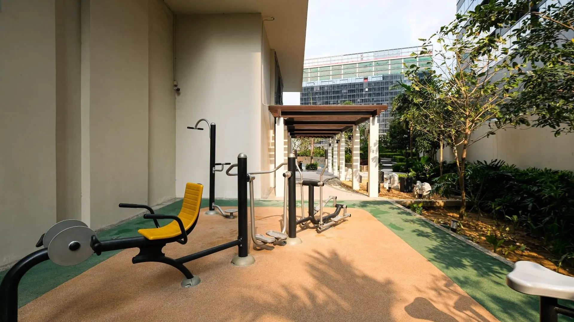 Apartment Bgc 2Br Uptown Parksuites With Balcony And Bathtub Manila