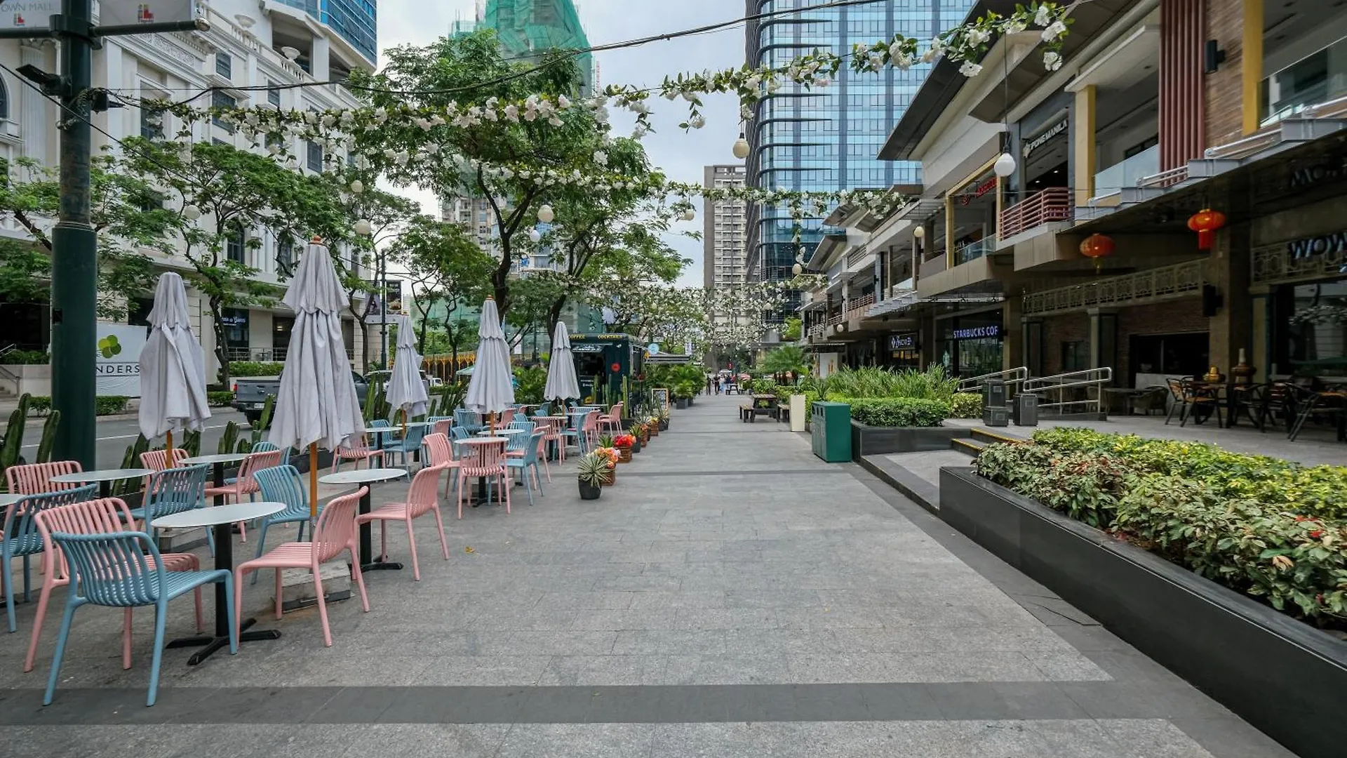 Bgc 2Br Uptown Parksuites With Balcony And Bathtub Manila 0*,
