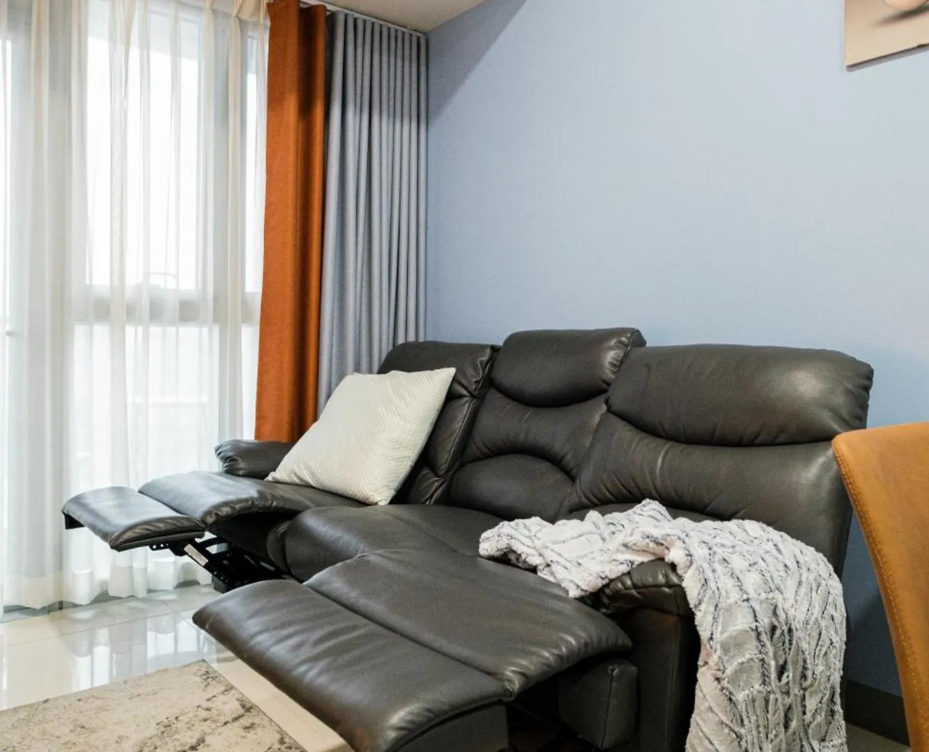 Bgc 2Br Uptown Parksuites With Balcony And Bathtub Manila 0*,