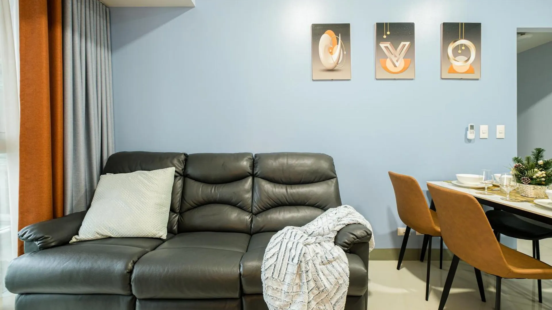 Apartment Bgc 2Br Uptown Parksuites With Balcony And Bathtub Manila