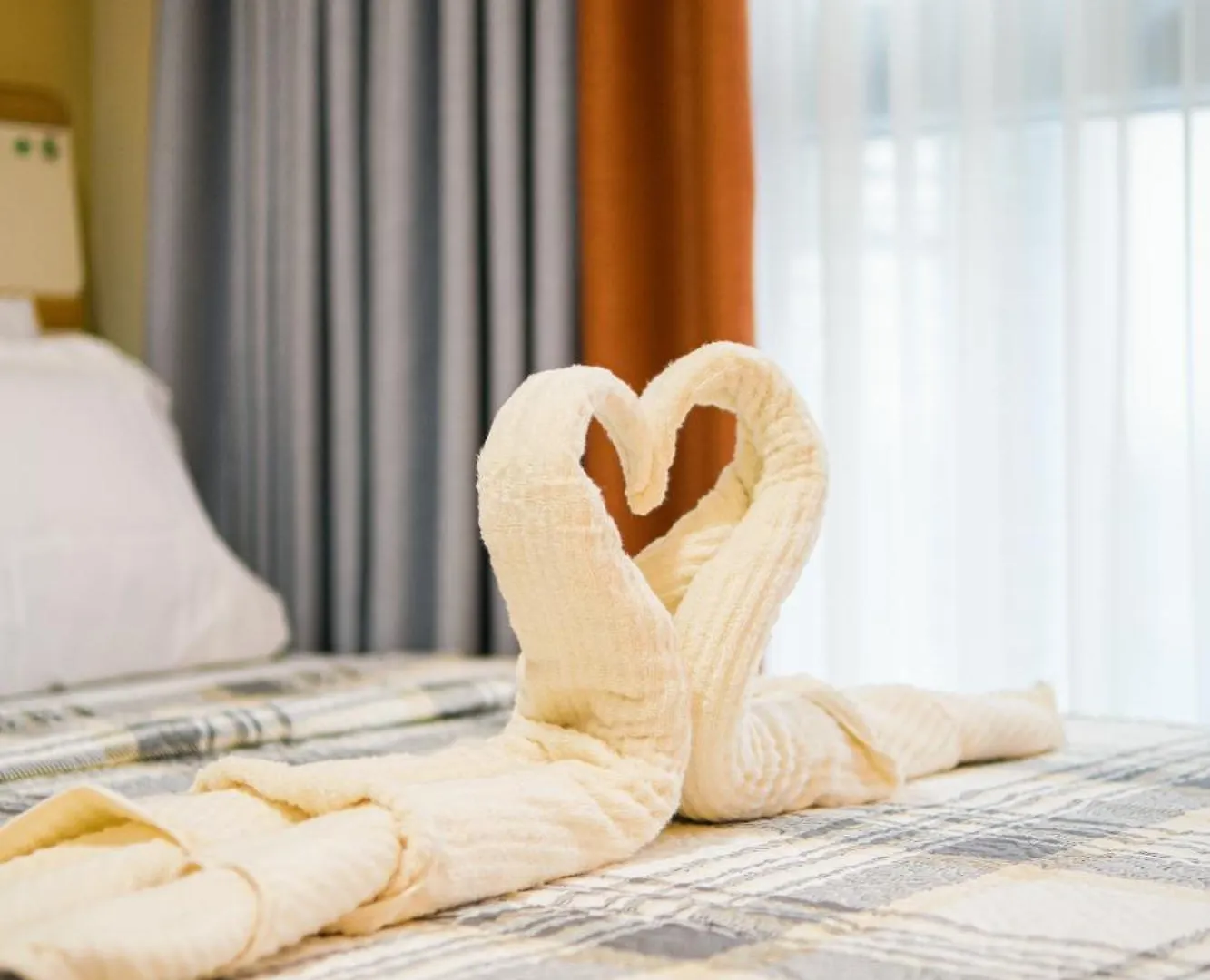 Bgc 2Br Uptown Parksuites With Balcony And Bathtub Manila 0*,  Philippines