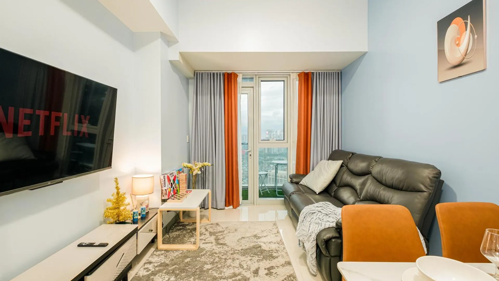 מנילה Bgc 2Br Uptown Parksuites With Balcony And Bathtub 0*,