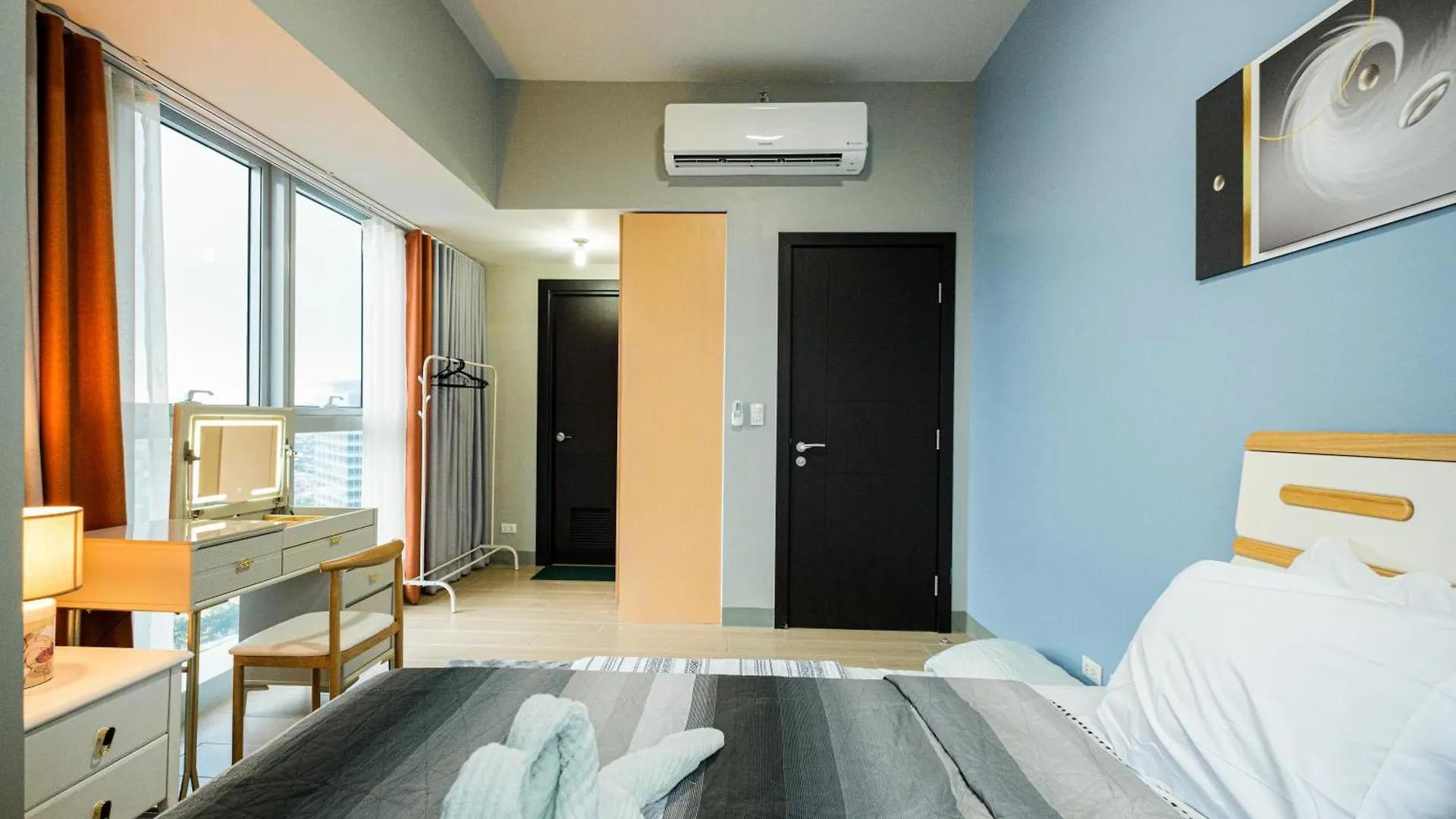 מנילה Bgc 2Br Uptown Parksuites With Balcony And Bathtub 0*,